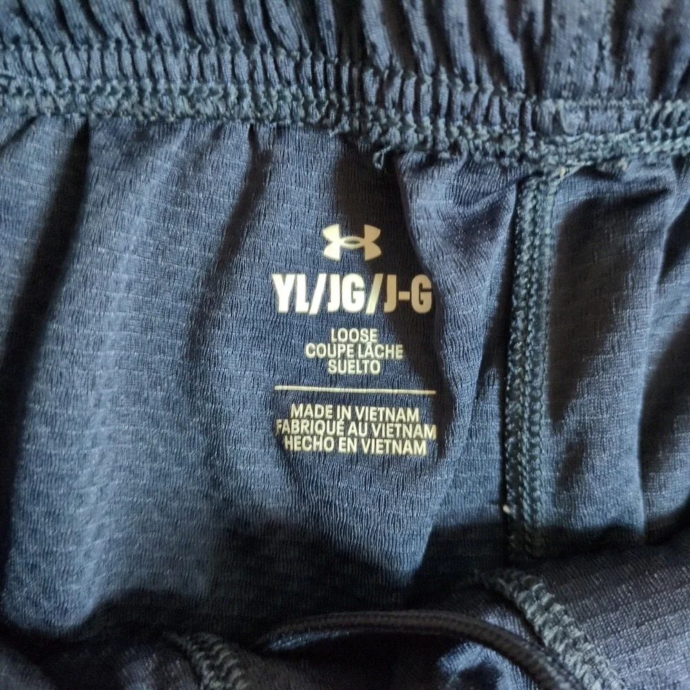 Under Armour flaws pictured